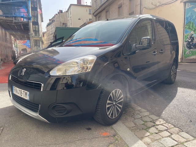 PEUGEOT PARTNER