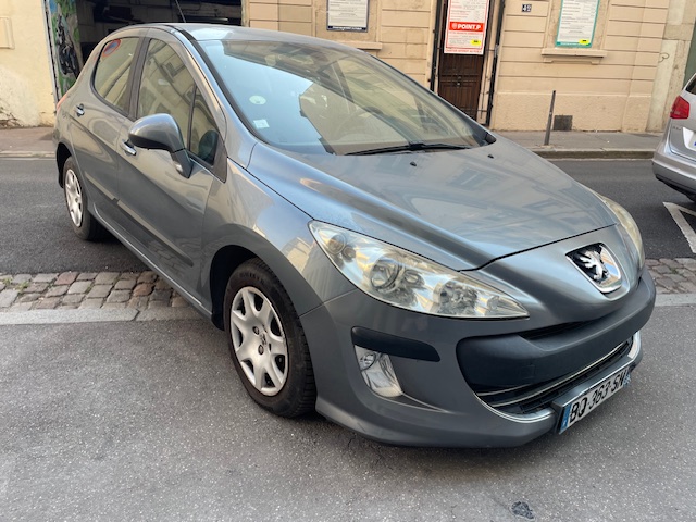 PEUGEOT 308 - photo 2