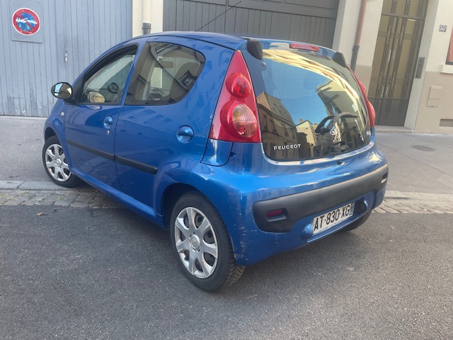 PEUGEOT 107 - photo 3
